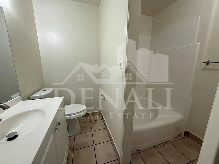 4719 N 15th Ave #4 — Photo 13