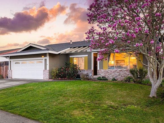 3rd image of 5365 Marigold Lane