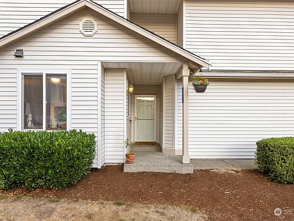 2nd image of 8915 1st Street NE #A