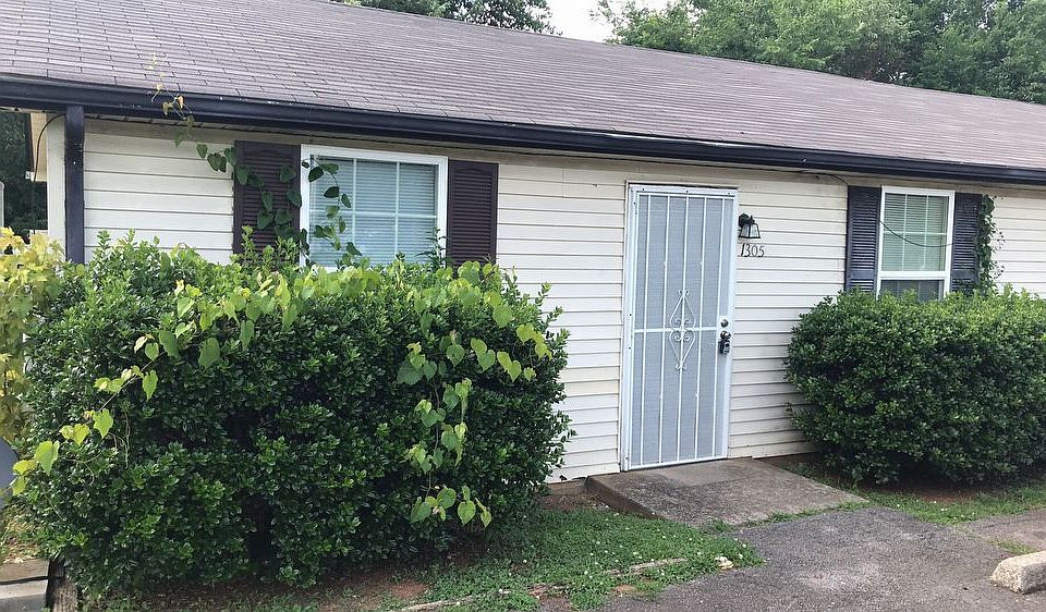 1st image of 1305-1311 Pecan Ct