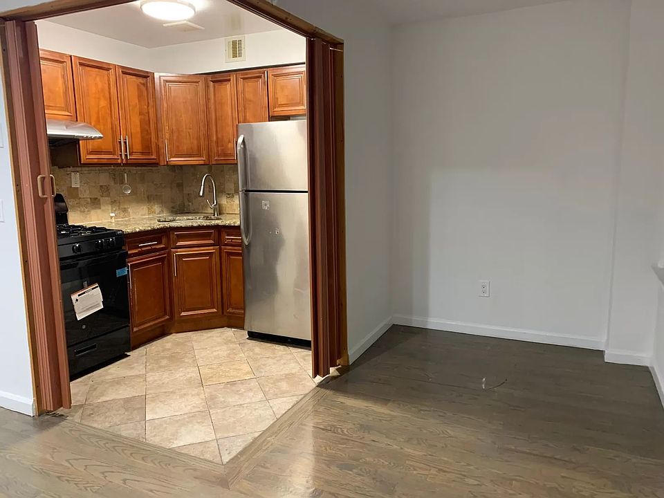 1st image of 102-23 43rd Ave #4B