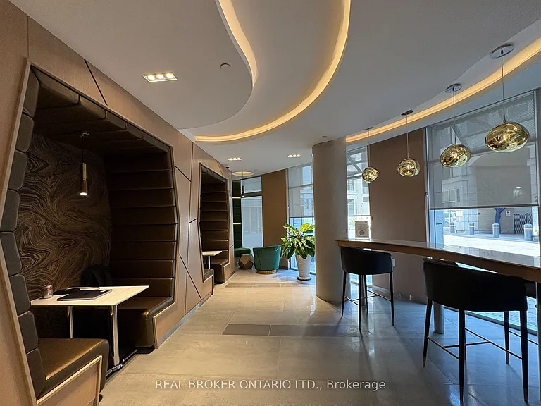 21 Carlton St #1310 — Photo 12