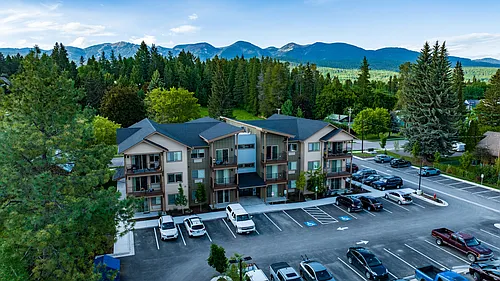 Skyles Apartments Photo 1