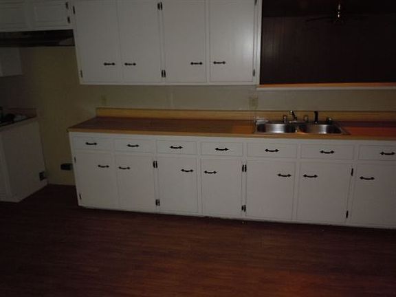 4th image of 3316 Avenue N