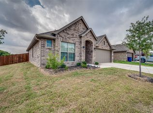101 Cheryl Dr, Keene, TX 76059