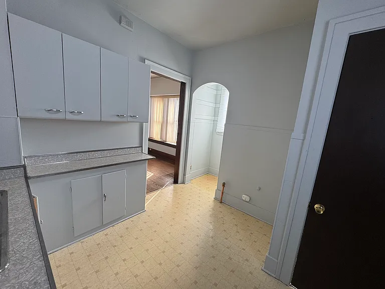 24 Bremer Ave — Photo 2