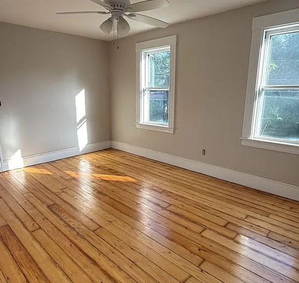 182 Grove St — Photo 1