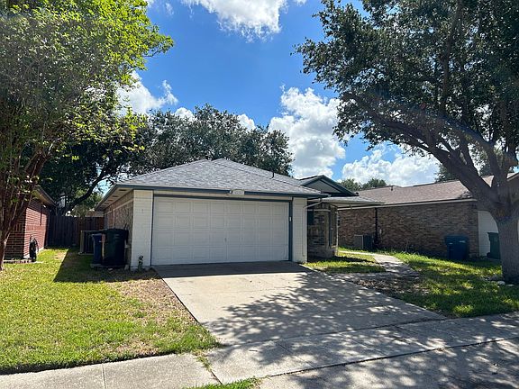 3rd image of 4214 Aspen Grove Dr
