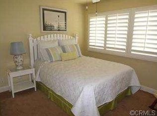 329 1st St #A, Manhattan Beach, CA 90266