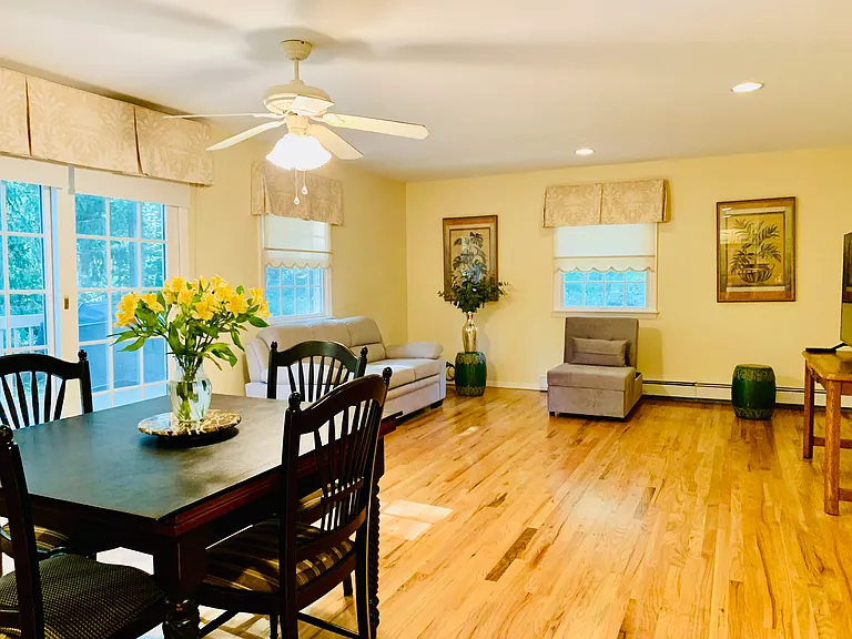 86 Krispin Ln #B — Photo 6