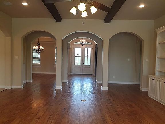 3rd image of 218 Kara Ct