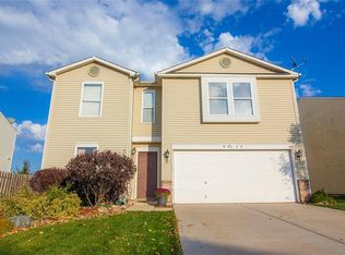 8252 Shady Trail Dr, Pendleton, IN 46064