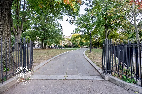 Rented by Carroll Development Leasing LLC | media 35