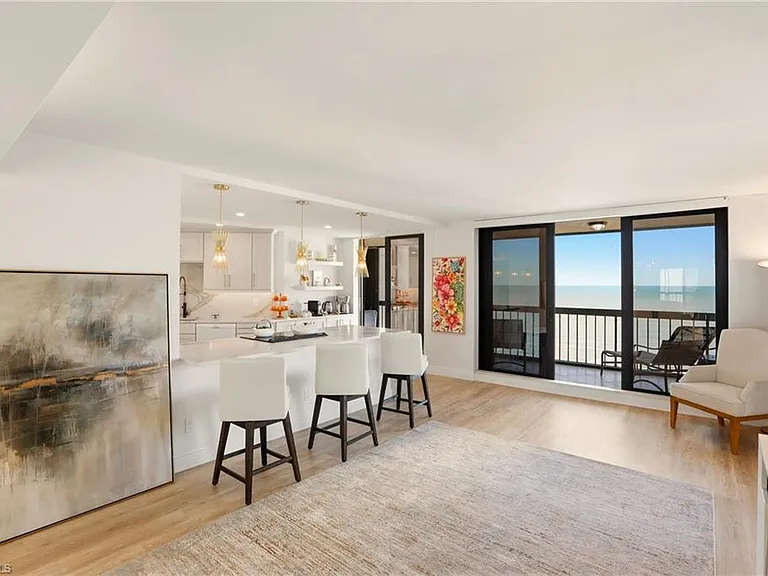 4551 Gulf Shore Blvd N #1500 — Photo 11