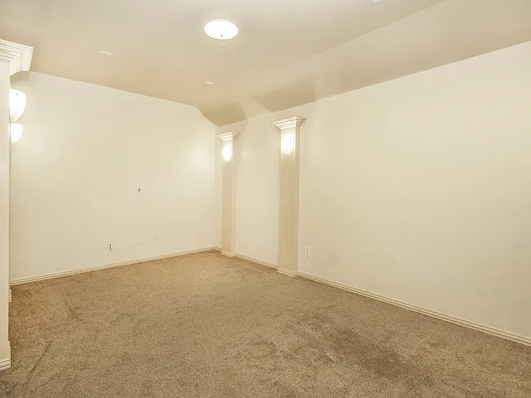 903 Fieldstone Dr — Photo 15