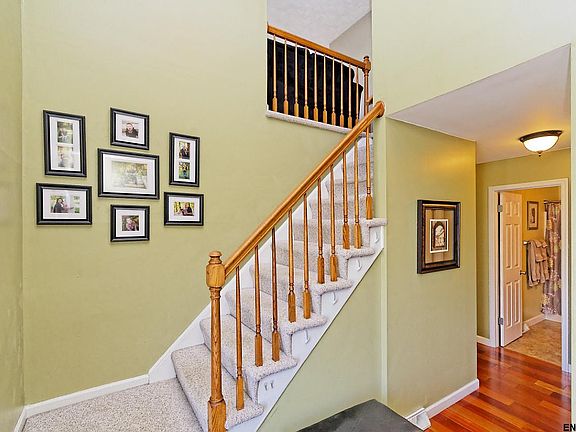 3rd image of 201 Revere Dr