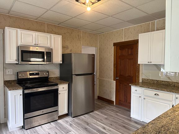 2nd image of 14 Cyr St #1