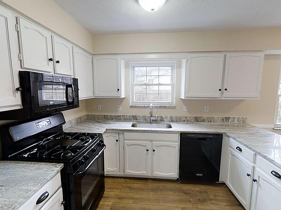 2nd image of 6 E Kim Ct