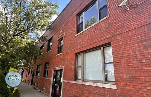 4811 W Warwick Ave #2W Photo 1
