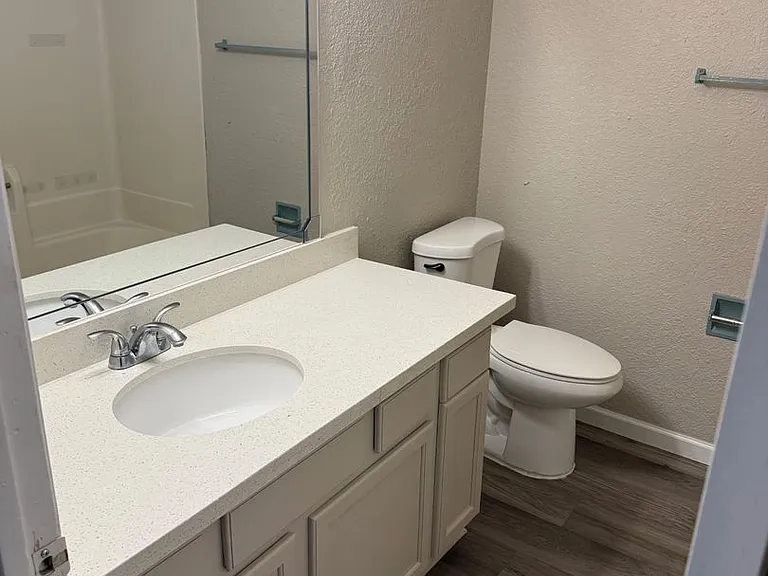 6325 E Avalon St #3 — Photo 5