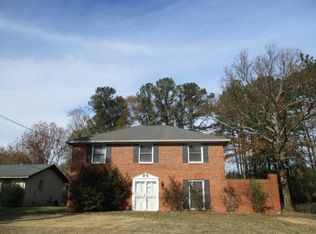 3885 Pebble Beach Dr, Atlanta, GA 30349