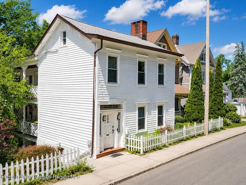 1st image of 23 Franklin Street