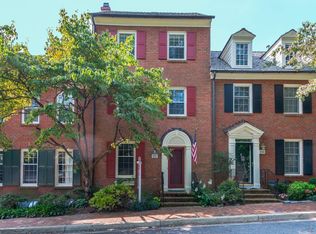 102 Kent Square Rd, Gaithersburg, MD 20878