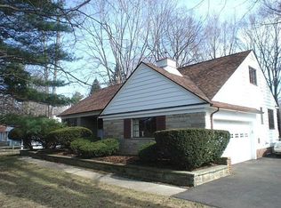 7536 Johnnycake Ridge Rd, Mentor, OH 44060