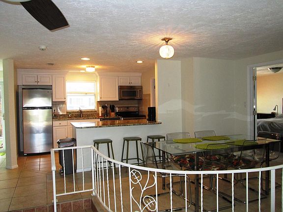 4th image of 3225 Mayflower St