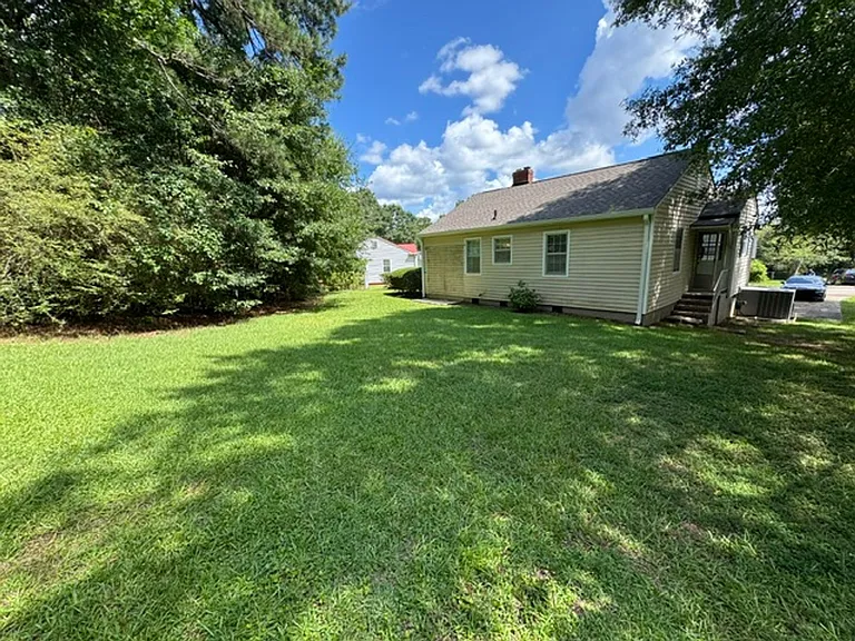 245 Beechwood Cir — Photo 12