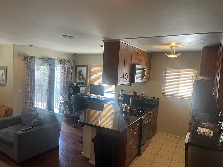 2640 Hermosa Ave #5 — Photo 3