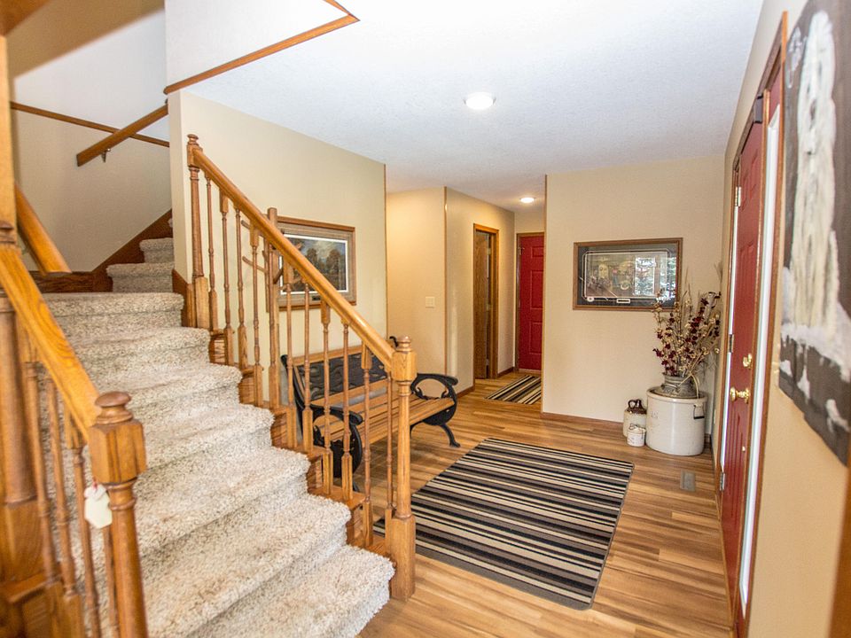 1st image of 2504 Sara Ave