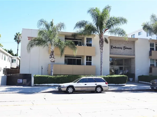 11146 Camarillo St, North Hollywood, CA 91602