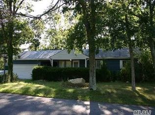 28 Tarkill Rd, Ridge, NY 11961