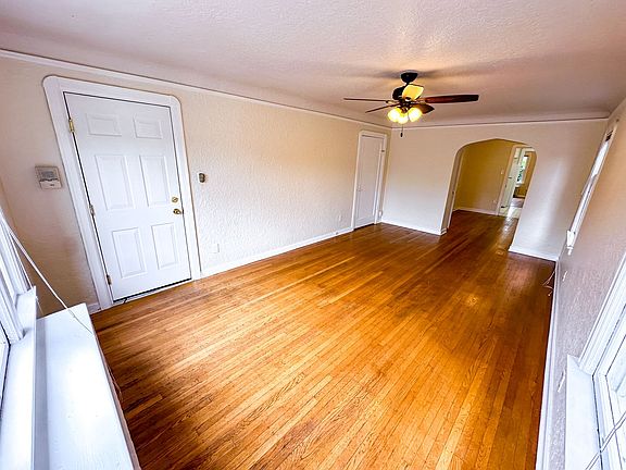2nd image of 722 10th Ave E APT 1