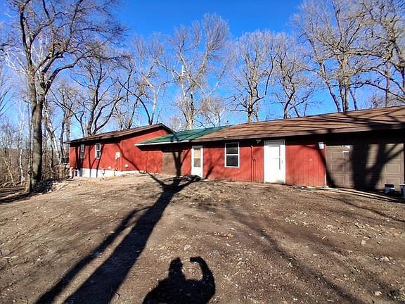 3rd image of 19075 Eaglewood Rd