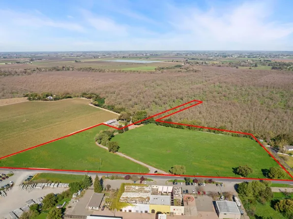 12521 Locke Rd, Lockeford, CA 95237