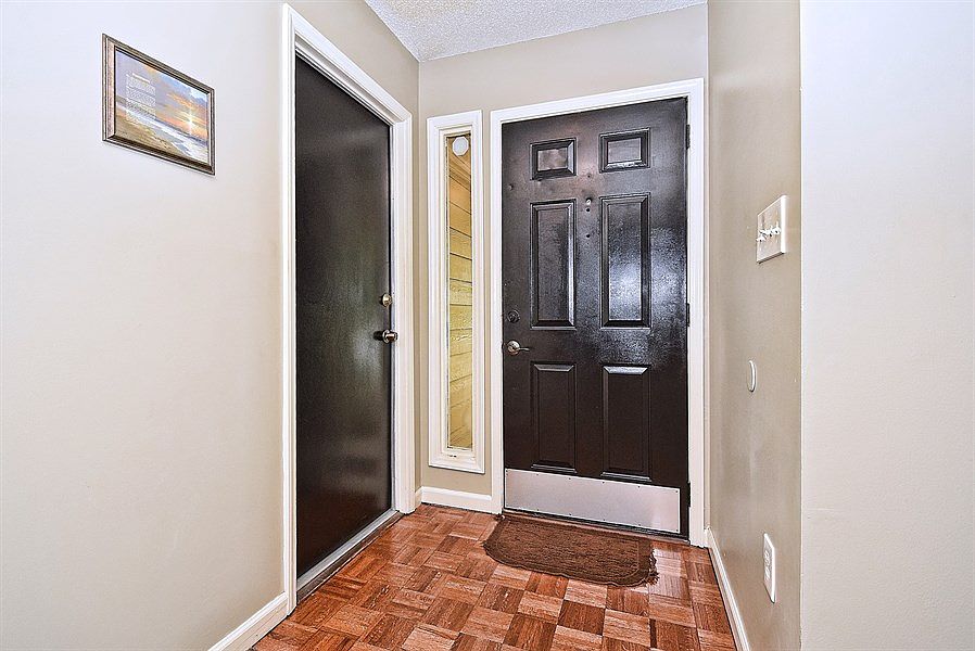 2nd image of 9343 Camberwell Rd