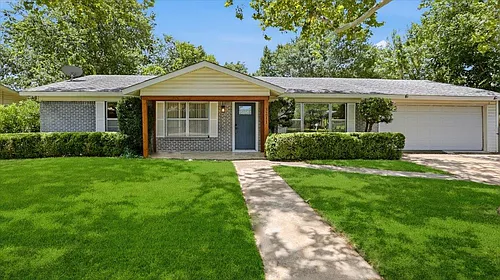 3211 John Campbells Trl Photo 1 3211 John Campbells Trl Photo 1
