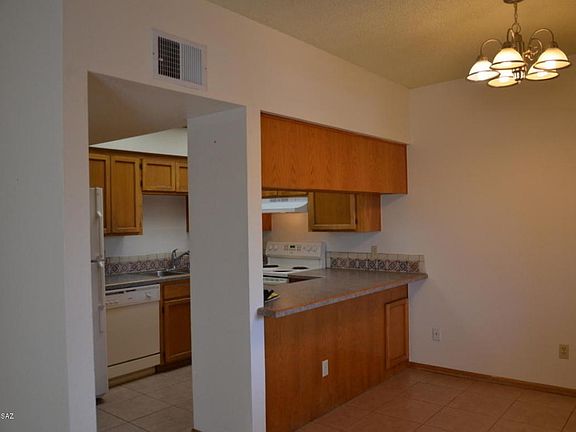 3rd image of 3311 E Delma Dr