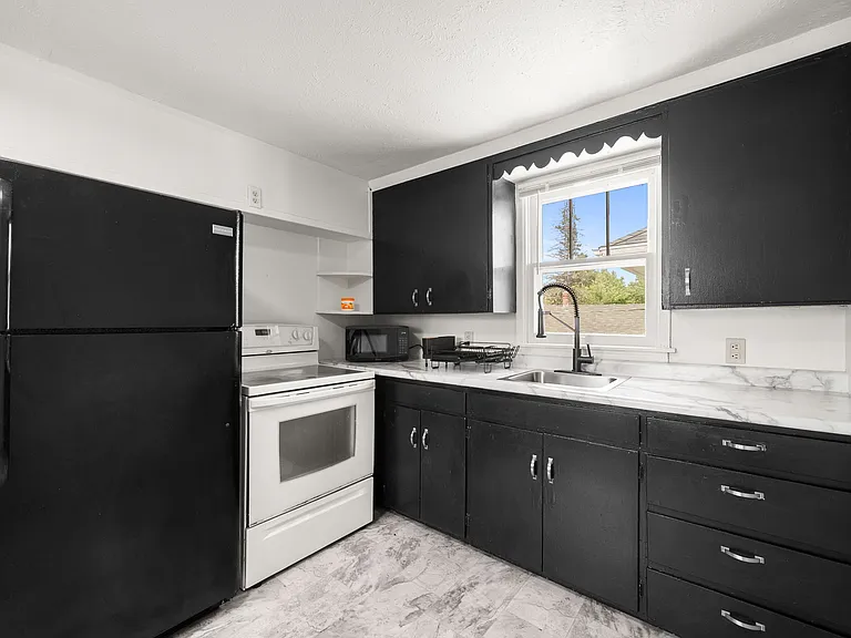 807 S Main Ave #6 — Photo 7