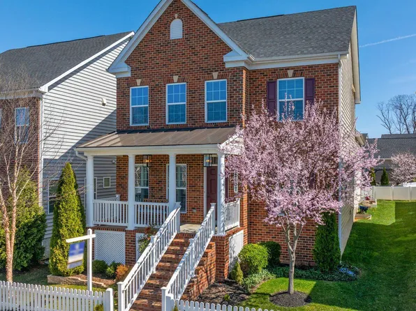 22407 Houser Dr, Clarksburg, MD 20871