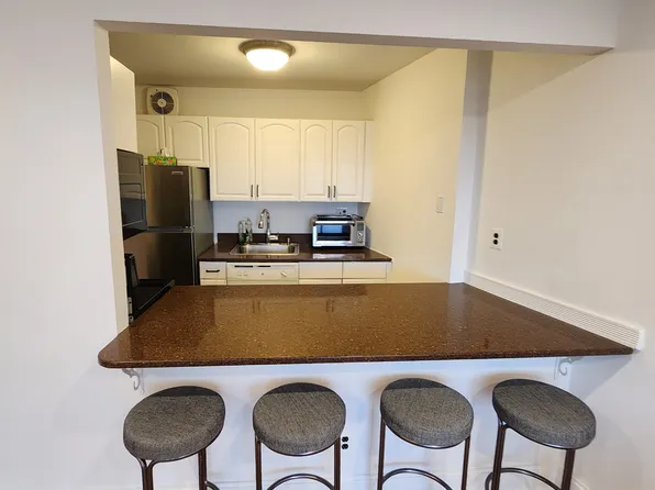 25-40 Shore Boulevard image 17 of 24