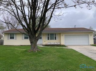 854 Anthony Wayne Blvd, Defiance, OH 43512