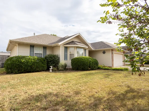 2327 E Lee Street, Republic, MO 65738