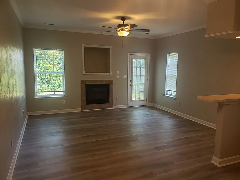 8129 Redmon Rd #B — Photo 17