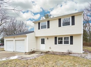1387 Cherokee Trl, Stow, OH 44224