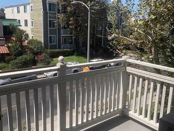 4th image of 3560 Hughes Ave