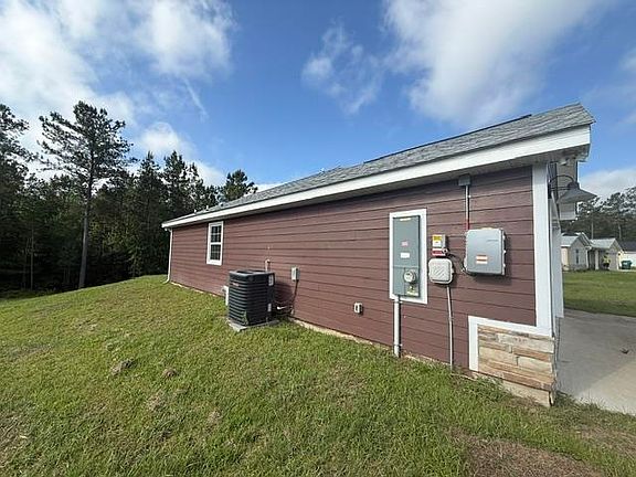 2nd image of 407 Mae Cato Dr