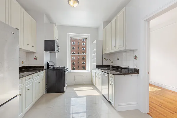 Rented by Corcoran | media 4